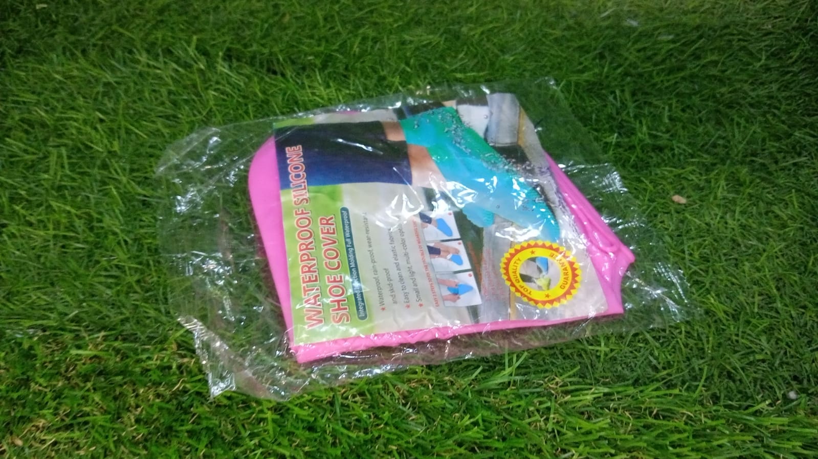 Waterproof silicone shoe covers with anti-skid design Waterproof silicone shoe covers with anti-skid design